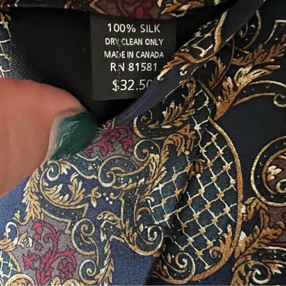 Vintage Metropolitan Museum of Art Silk Tie Rococo Style Black Gold - Picture 3 of 3